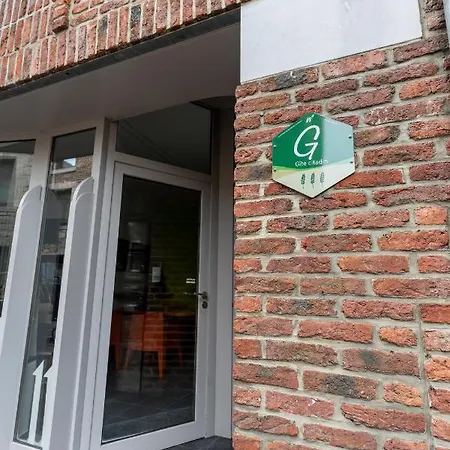 Lägenhet Ardenne Urbain Avec Terrasse *
